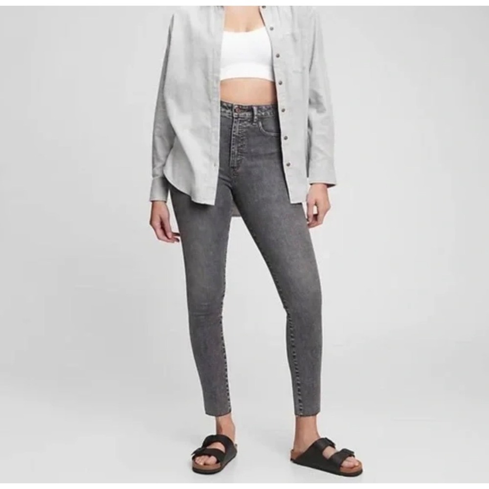 Gap Denim Universal Legging Jeans Womens 16/33R Washed Black Super Stretch NWT‎